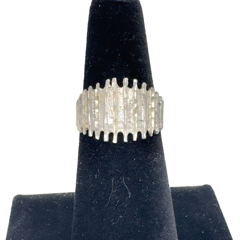 Sterling Silver Modernist Ring Size 6.75 Linear Laser Cut Textured Stunning 3g